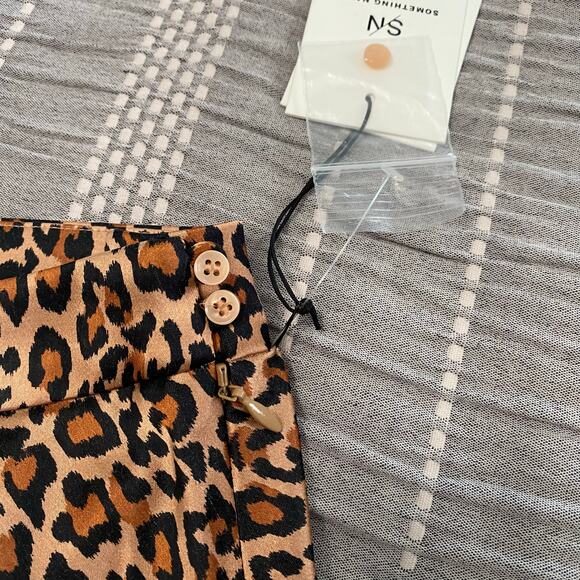 Something Navy Leopard Print Midi Slip Skirt Size Small Old Money Mob Wife Silky - Picture 5 of 10